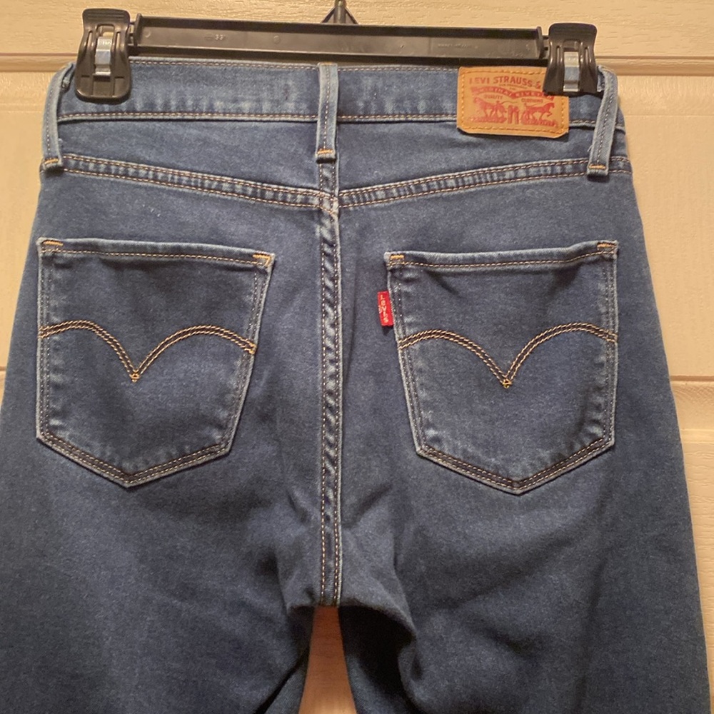 Levi’s 720 High Rise Super Skinny, Size 25, Good Condition Like New - Picture 3 of 4